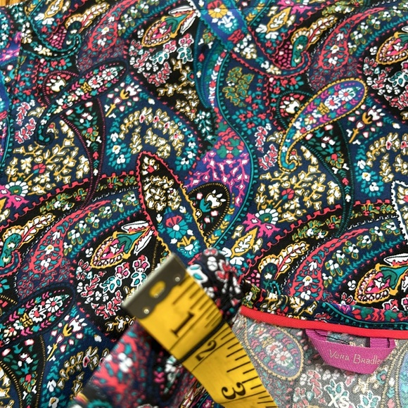 Vera Bradley Scrubs top. V-Neck pullover style. Size XS. Paisley print. - Picture 15 of 15